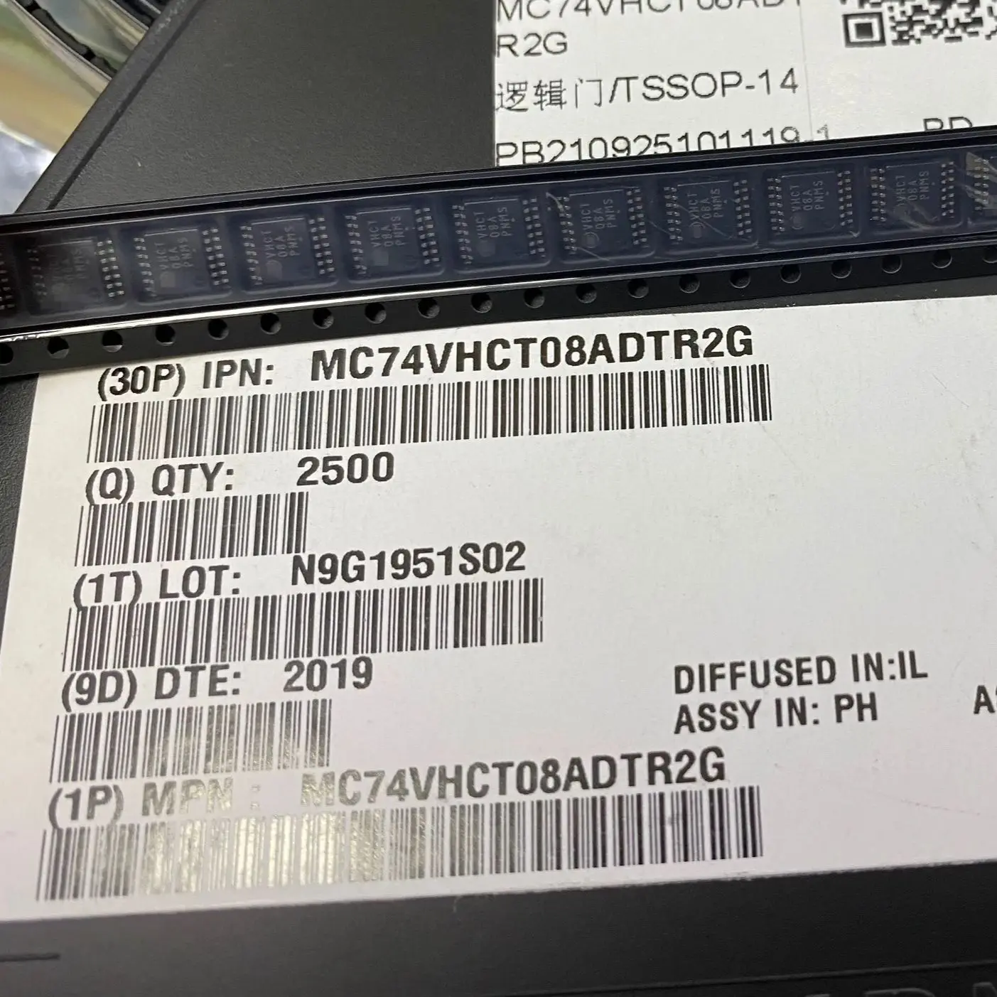 

MC74VHCT08ADTR2G 74VHCT08（10pcs） BOM matching / one-stop chip purchase original