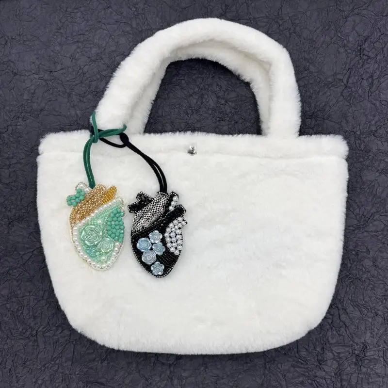 

Rope Badge Bead Flower Heart Patch Sequin Rhinestones For Bag Clothing Lanyard