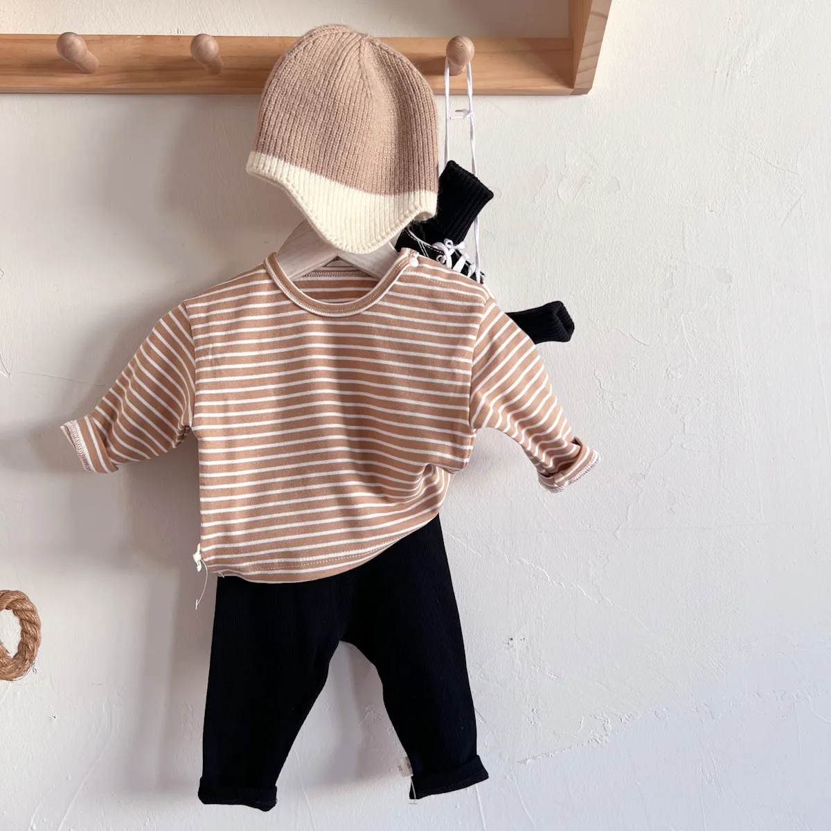 2024 Autumn New Baby Versatile Striped Bottoming Shirt Cotton Infant Boy Girl Long Sleeve Tops Toddler Casual T Shirts 0-24M