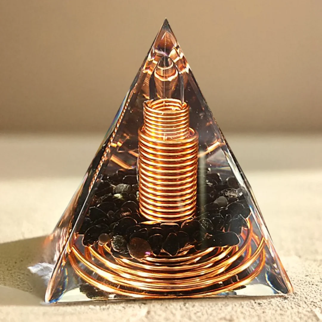 1 Stück Orgonit-Pyramide mit Obsidian, Energie für Yoga, Kristallgeschenke, Kristalle für die Dekoration von Zuhause und Büro, Ausgleich Ihrer Energie – Detail 4