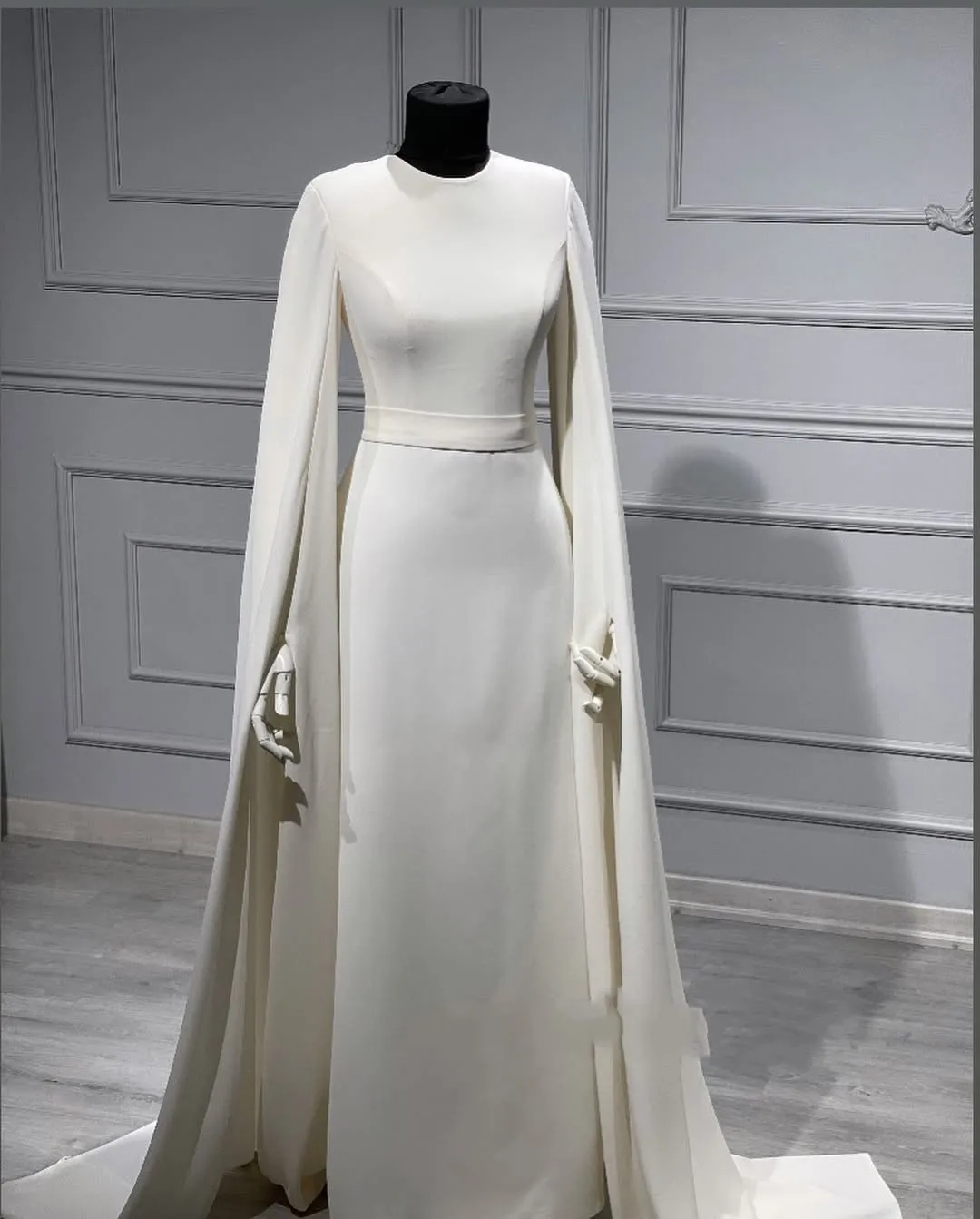 Ciynsia Customized Elegant Long Sleeve Muslim Wedding Dress 2025 Bride Ivory Soft Satin Real Photo Bridal Gowns Robe De Mariée