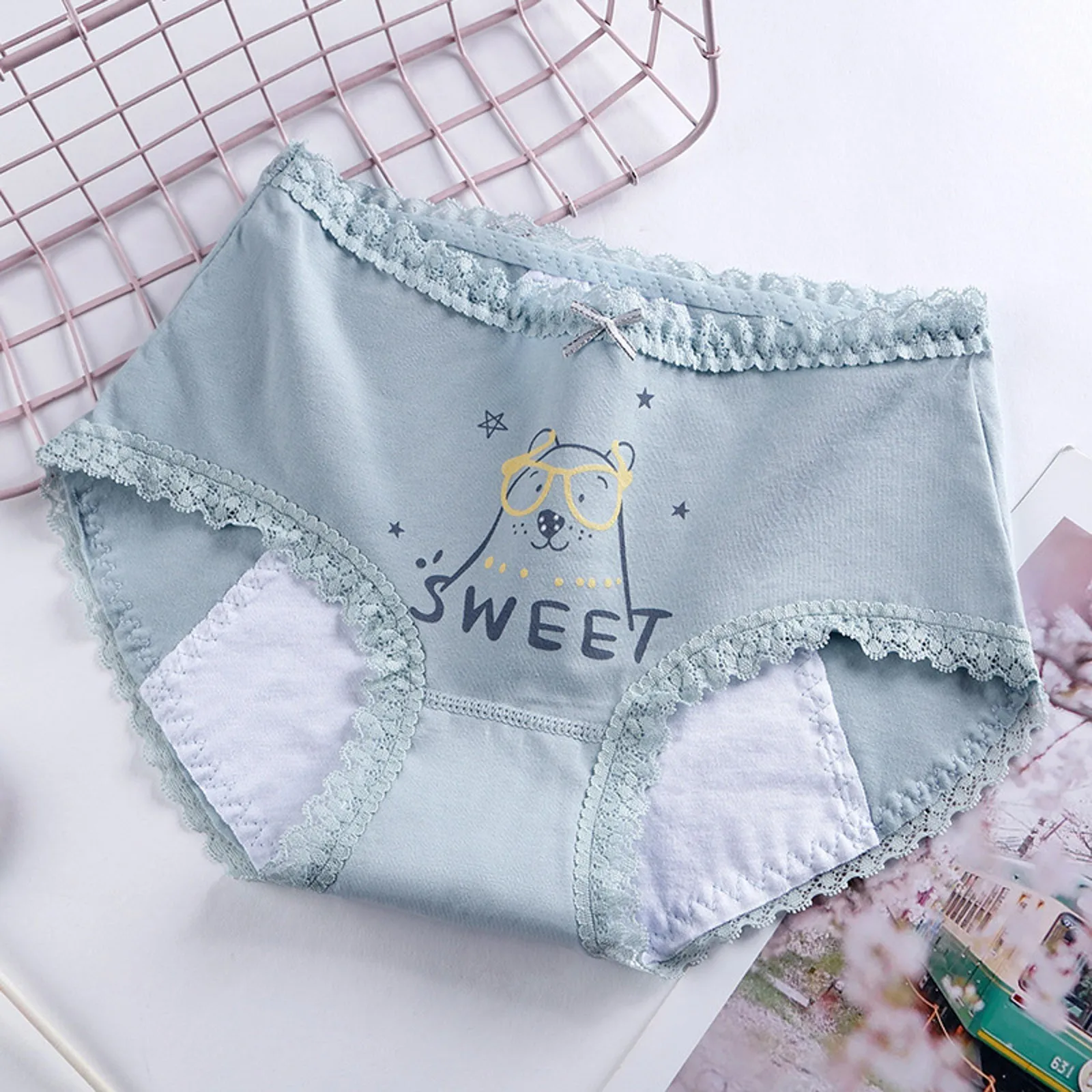 Menstrual Period Leak Proof Heavy Flow Underwears Women Cute Printed Bow Lingeries Low Waisted Lace Patchwork Underpants