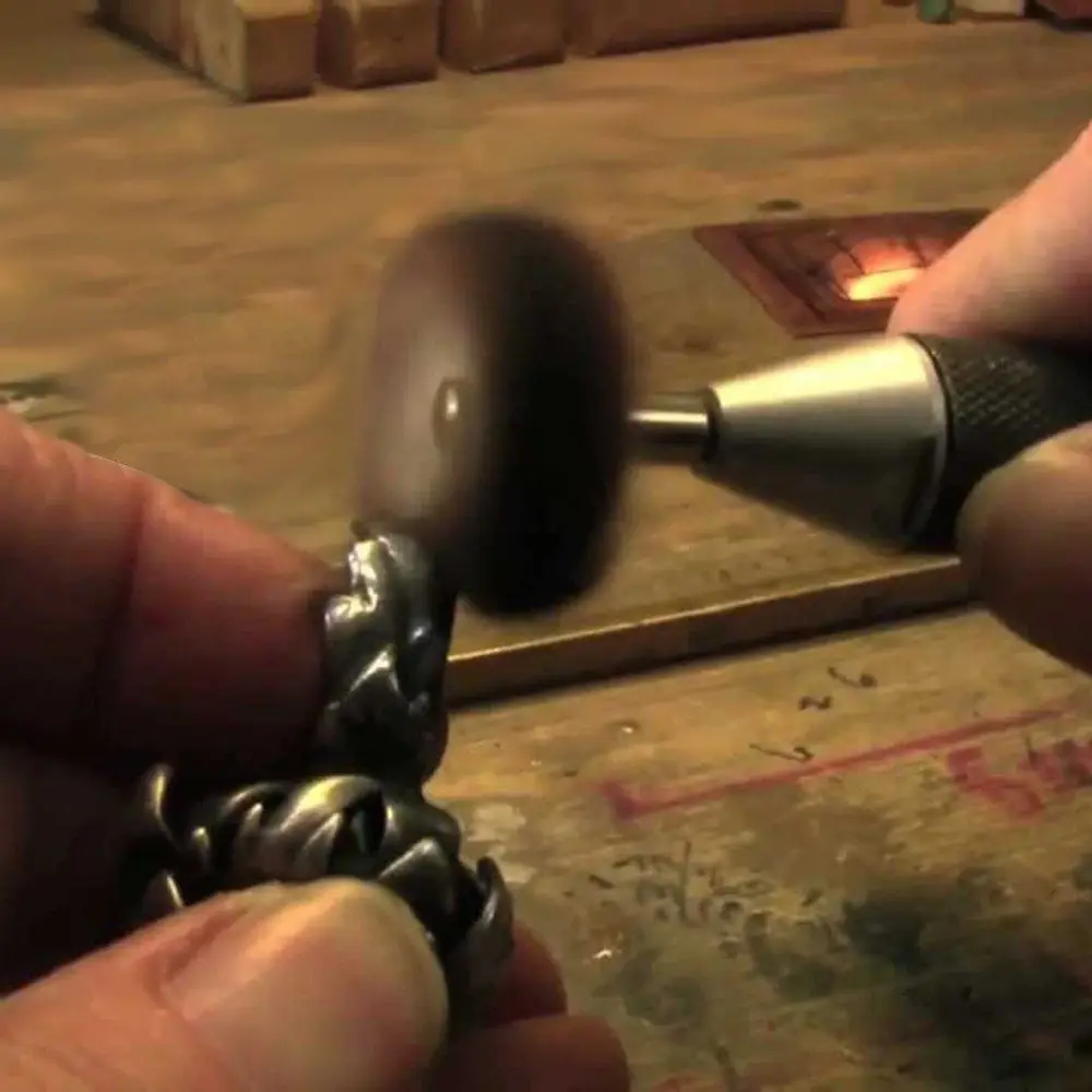 

Набор из 10 абразивных насадок для полировки: нейлоновые щетки для удаления ржавчины, полировальные круги, фибровые шлифовальные головки с хвостовиком 2,35 мм