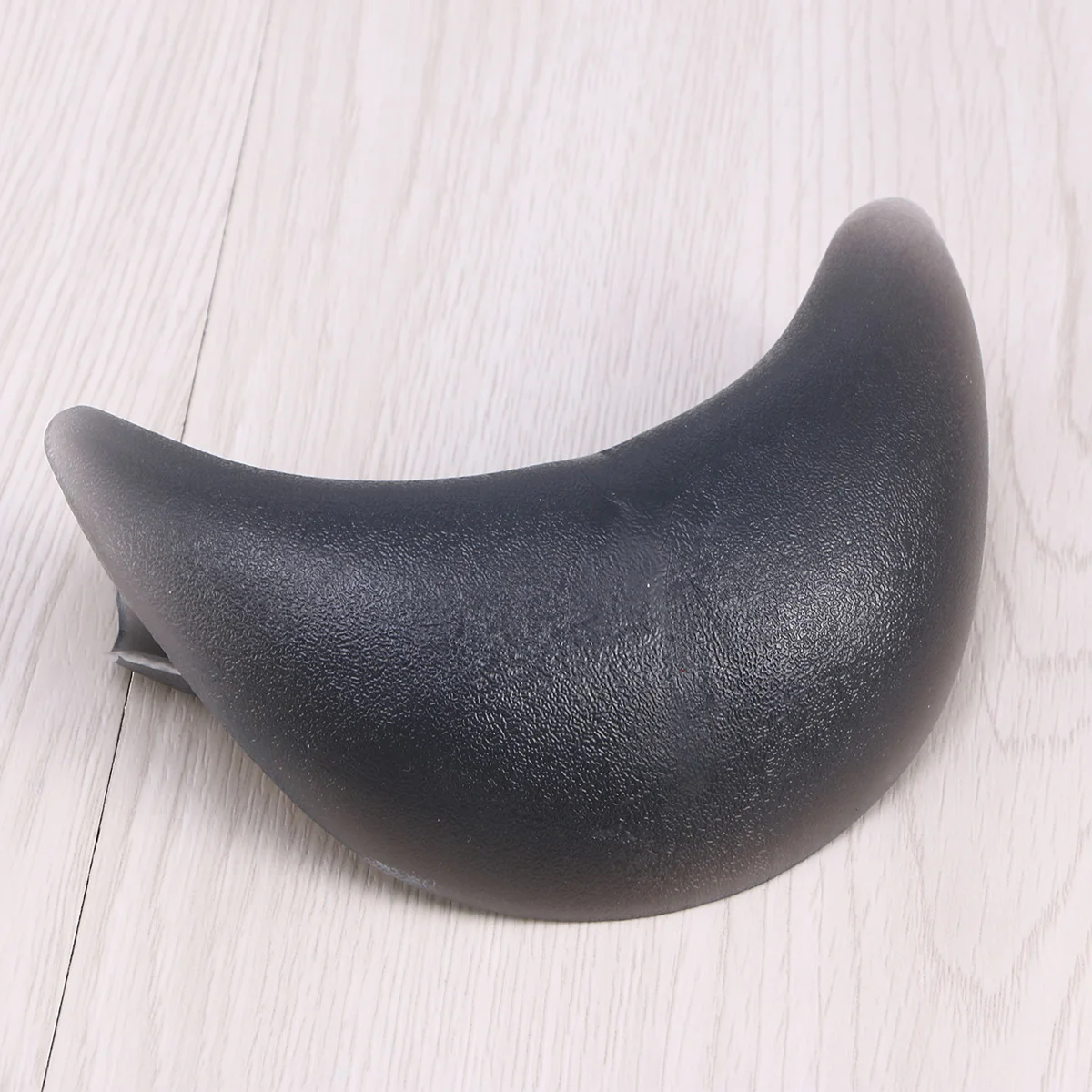 

Silicone Salon Neck Pillow for Shampoo Bowl Universal Fit Hair Wash Sink Comfortable Non-Slip Design Easy Pillow