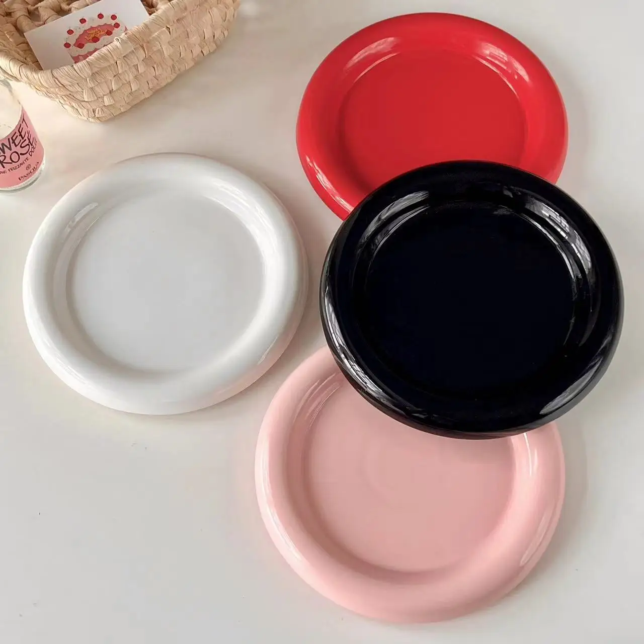 Ins Style Tableware Household High-end Pure White Dessert Plate Coffee Shop Pasta Plate Breakfast Red Christmas Color Plate