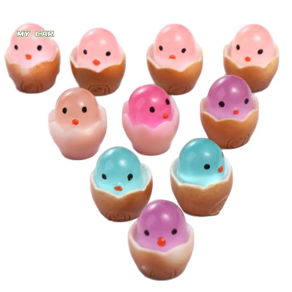 

Cartoon Cute Luminous Chicken Ornament Micro Landscaping Dolls Figures Car Dashboard Toys Mini Craft Lovely shape