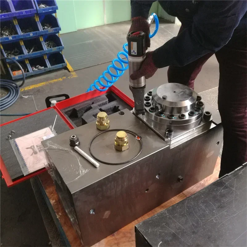 Efficient and durable 1500Nm adjustable torque multiplier pneumatic torque wrench handle