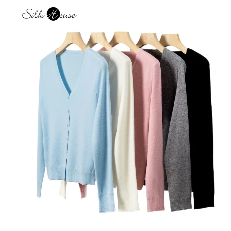 

Women's Autumn and Winter New Classic V-neck 100% Wool Loose Knit Jacket Thickened Warm Outer Sweater