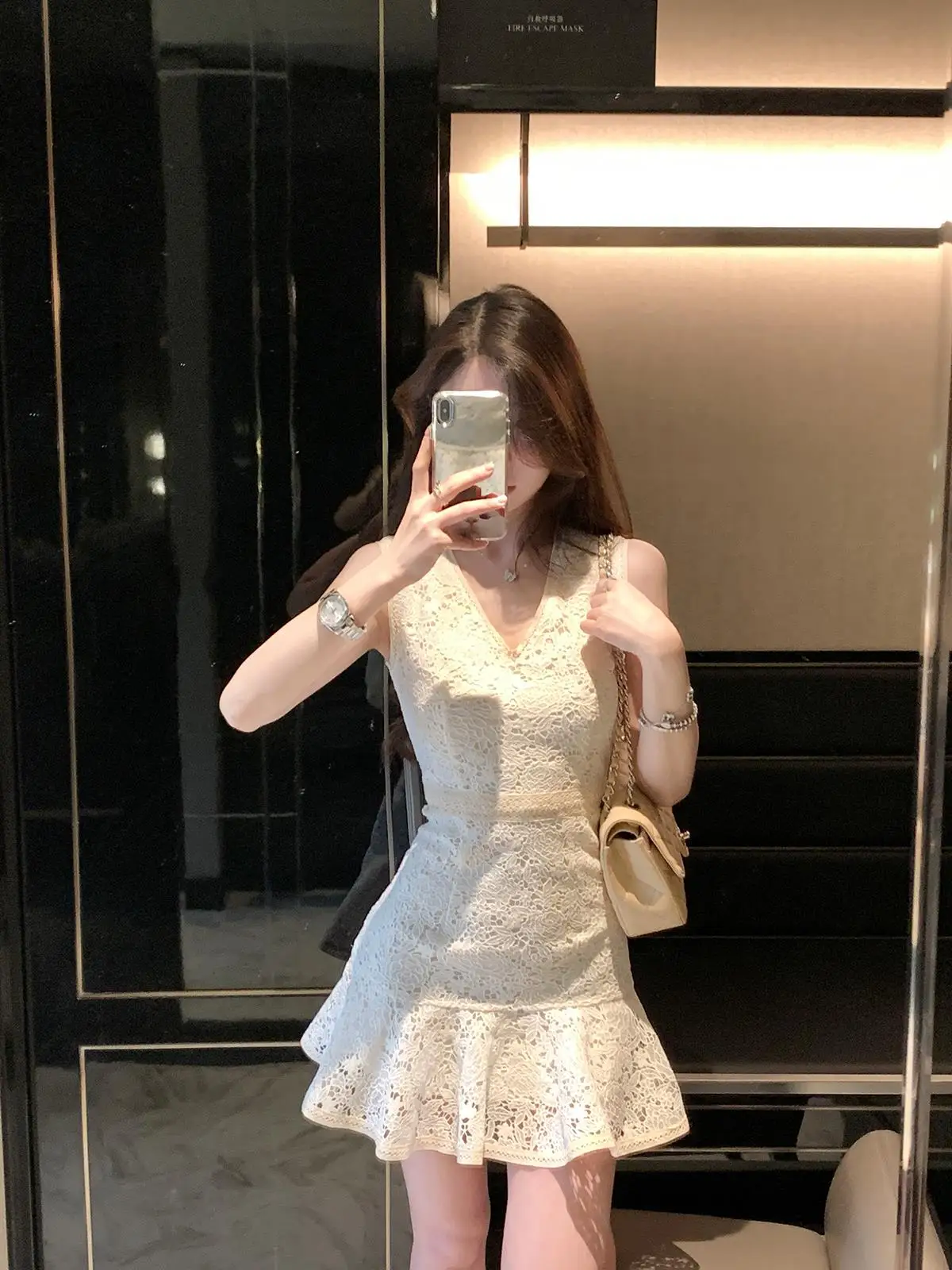 

Pure Desire Lace Svel V-Ne Dr Women's Summer Design Slimming Fi Tail ort Skirt High Waist A-Line Silhouette