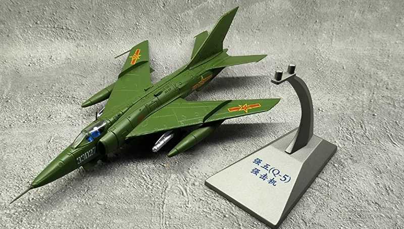 1/72 مقياس سلاح الجو الصيني Q5 FANTAN Mig-19 مقاتلة دييكاست نموذج طائرة لعبة معدنيّة لجمع