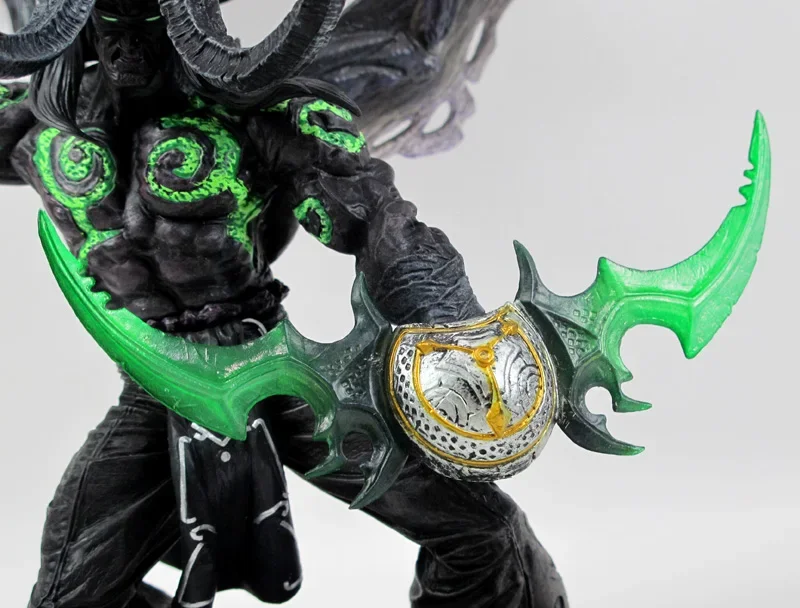 25cm DC Game WOW Character Demon Hunter illidan Stormrage Action figure PVC statue Collectible Model kids gift toys Deluxe Boxed