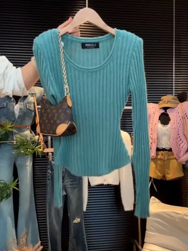 

Корейский шикарный вязаный свитер с длинными рукавами и U-образным вырезом для женщин, универсальный топ для ранней весны, утягивающий фигуру, блестящий трикотаж в рубчик