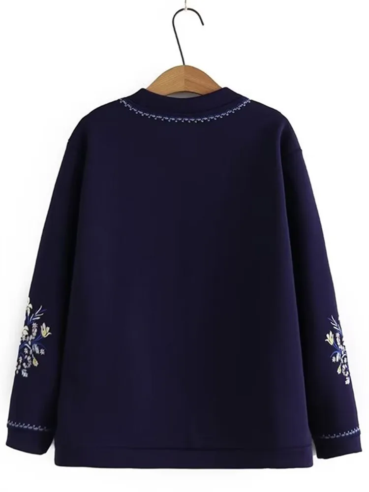 Plus Size Women\'s Coat Round Neck Flocked Long Sleeve Thickened Coat With Plush Inside, Embroidered Floral Motif On The Sleeves