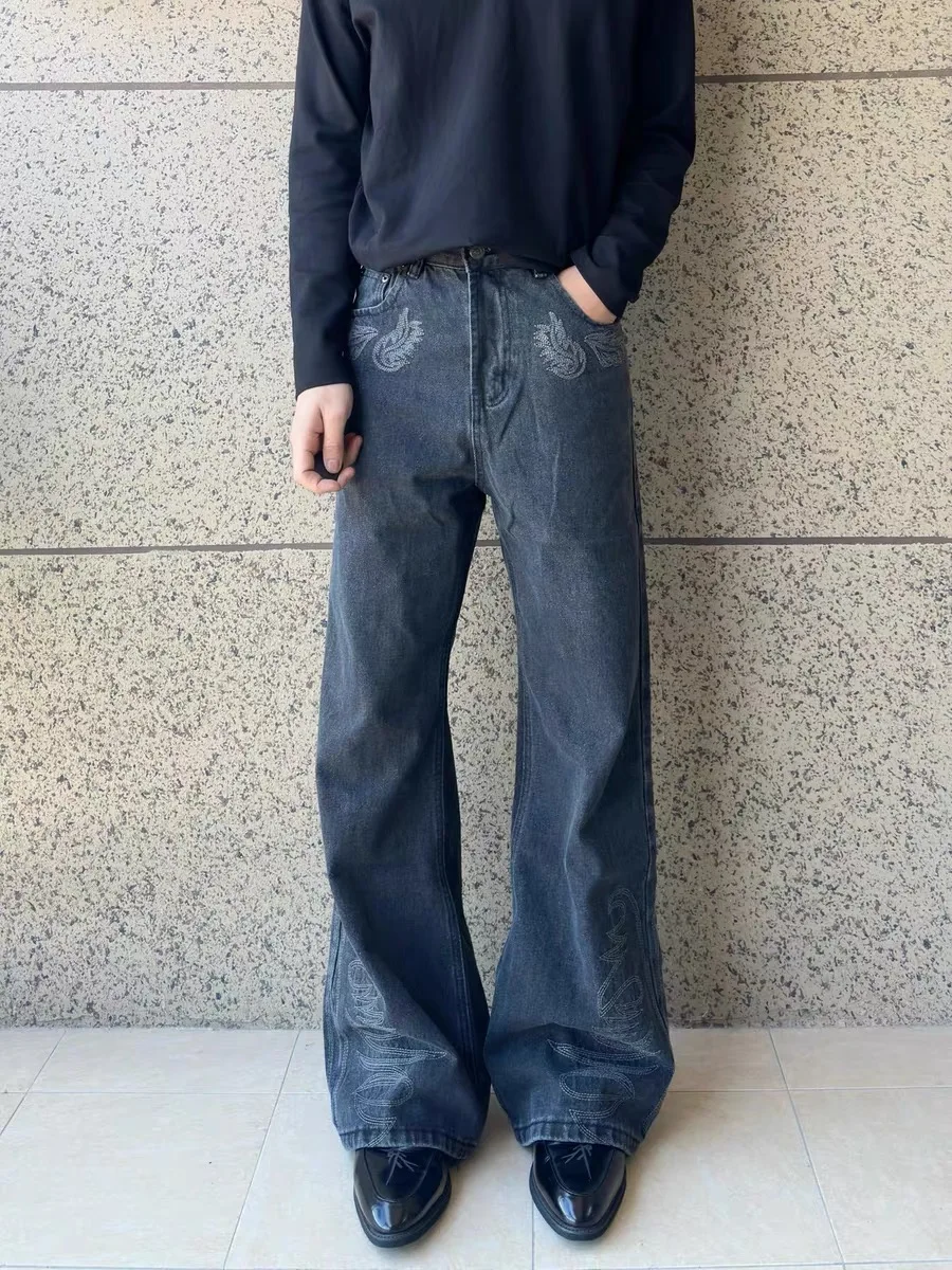 Retro American Washed Grey Embroidered Men's Jeans Loose Straight Leg Casual Trousers Vintage Style Streetwear