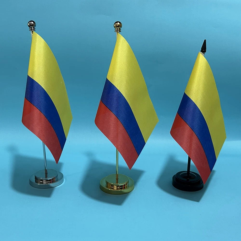 SKY FLAG Office Desk Flag of Colombia Flag 14x21cm Polyester Colombia National Flag Desk Ornaments Flags