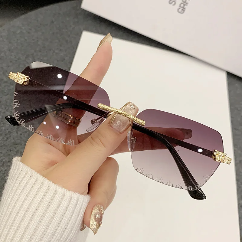 

Square Metal Frame Gem Cut Rimless Sunglasses Fashion Retro Gradient Tint Sun Glasses Frameless Diamond Cut Lens UV400 Eyewear