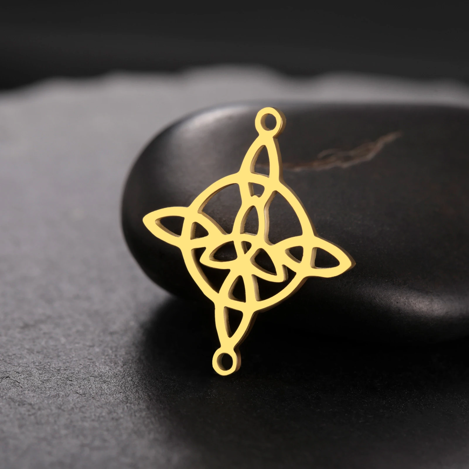 EUEAVAN 5pc Witch Knot Stainless Steel Pendant Celtics Trinity Knots Wicca Charms Connector Amulet Bracelet Jewelry Making Gifts