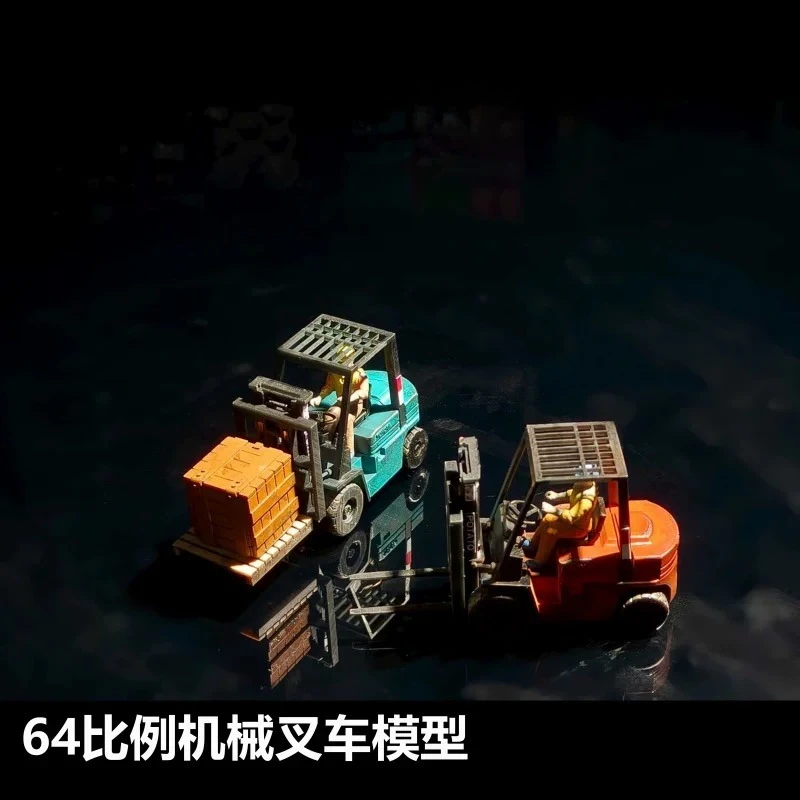 

1/64 Proportional Mechanical Forklift Model Props Ornaments Car Scene Maintenance Workshop Scene Matching