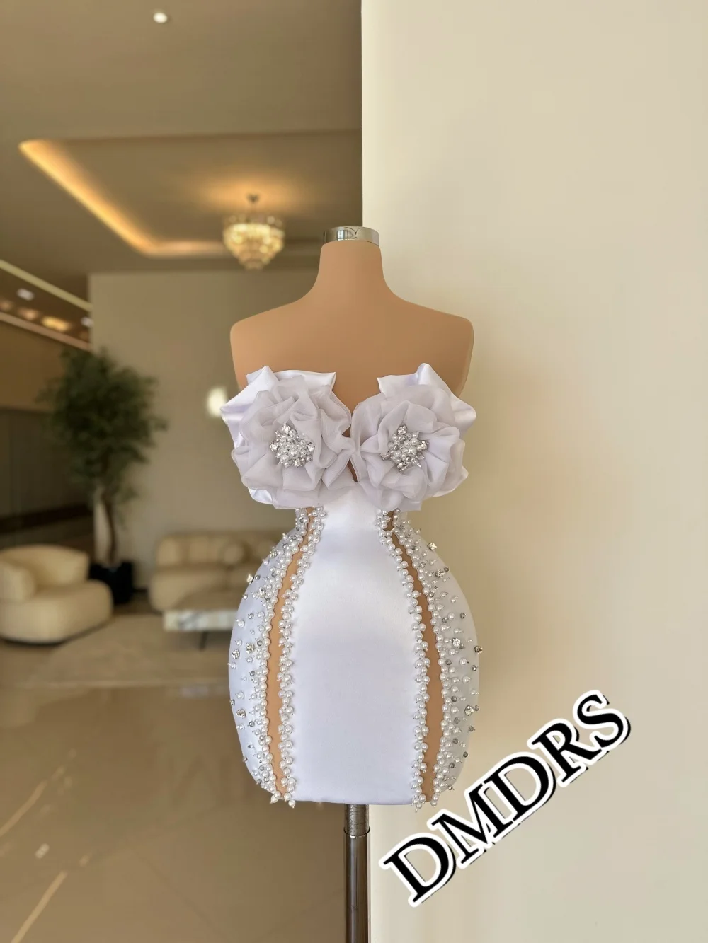 

DMDRS Romantic Sleeveless Evening Dress, Romantic A-Line Pearl Party Gown, Luxurious Pearl Crystal Knee-Length Party Dress