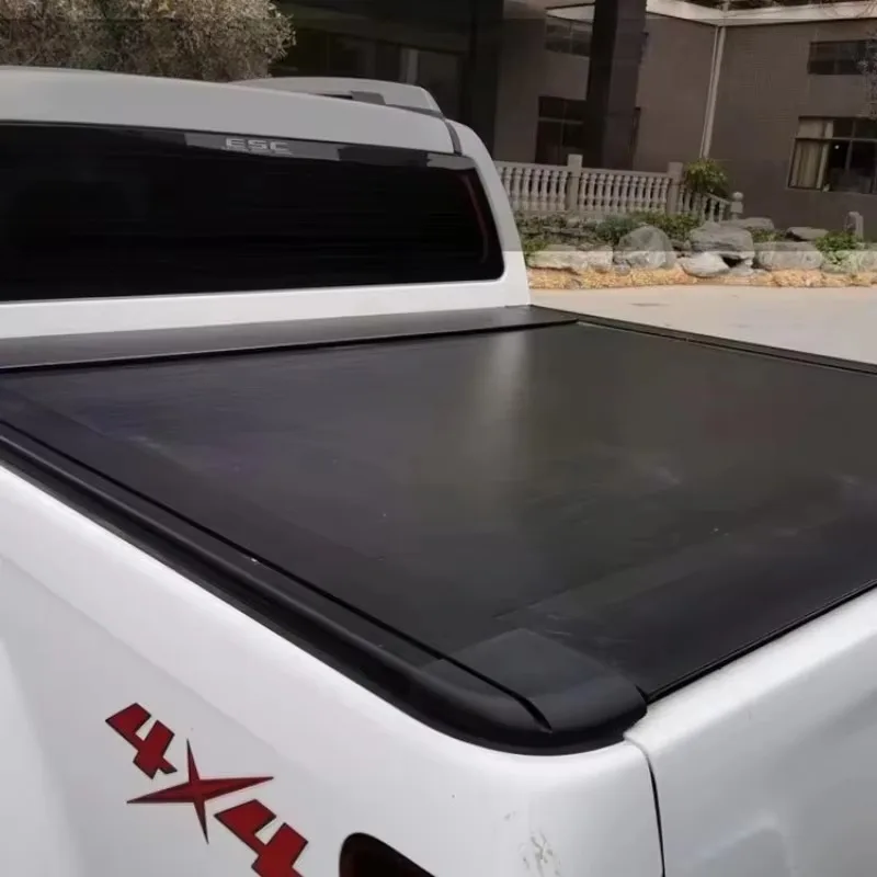 

Retractable Truck Bed Tonneau Cover T-80222 Fits 1500/2500/3500 6'6" Bed (78") with Carry Bag