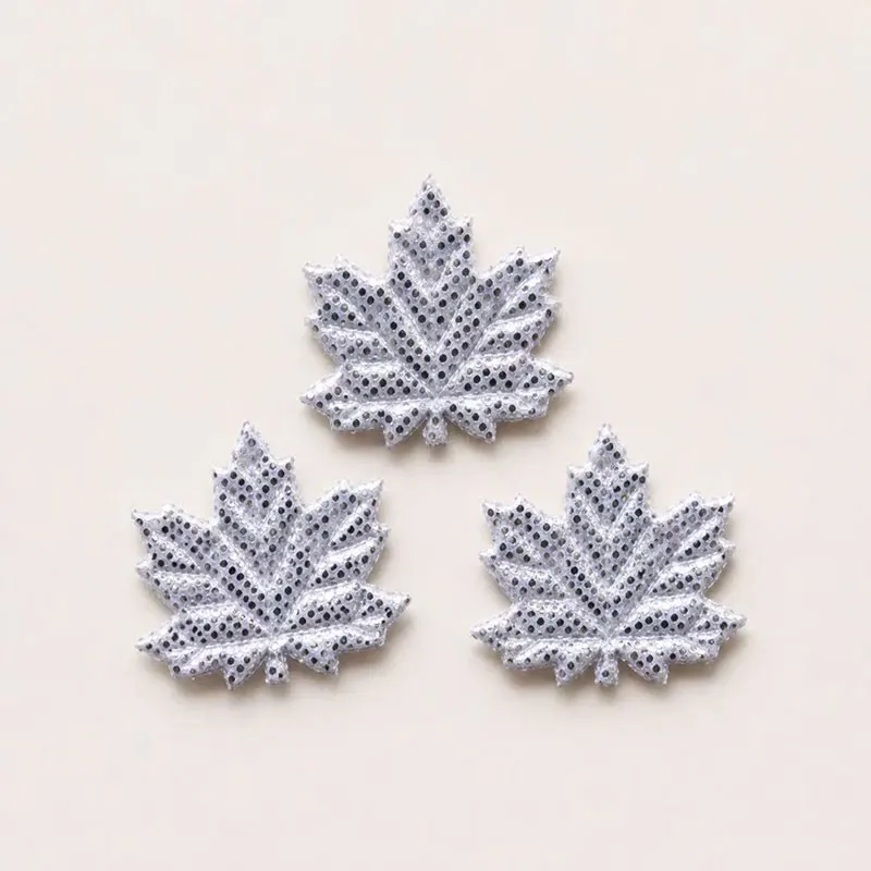 100 Stück 2 cm glänzende, glatte Ahornblatt-Applikationen, DIY-Haarspangen, Schmetterlingsknoten-Dekorationen, Haarklammern, Kleidungszubehör – Detail 6