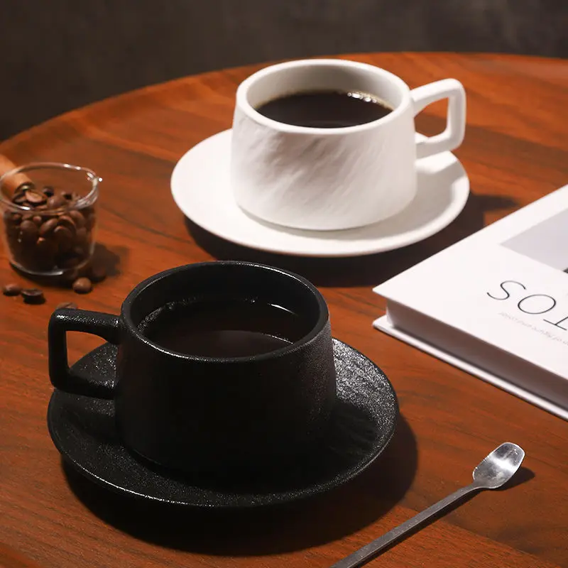 

High-end Luxury Exquisite Coffee Cup Water Cup Ceramic Minimalist Set High-quality Teacup Mugs Coffee Cups Set Black White