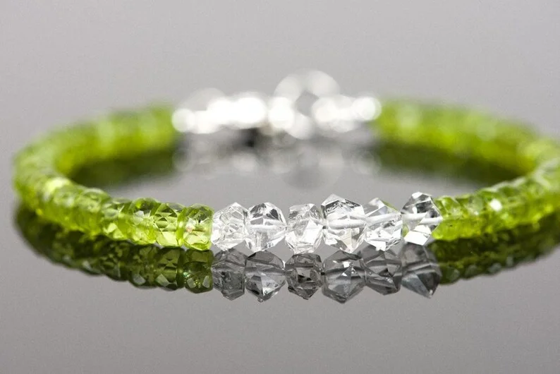Peridot herkimer diamante pulseira de pedra preciosa, jóias de pedra preciosa artesanal, pedra preciosa verde com cristais brancos pulseira