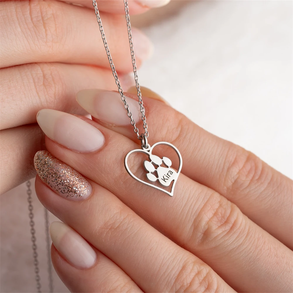 Dog Cat Paw Print Necklace Custom Jewelry Engraved Pet Name Love Heart Pendant Necklace Stainless Steel Choker Pet Memorial Gift
