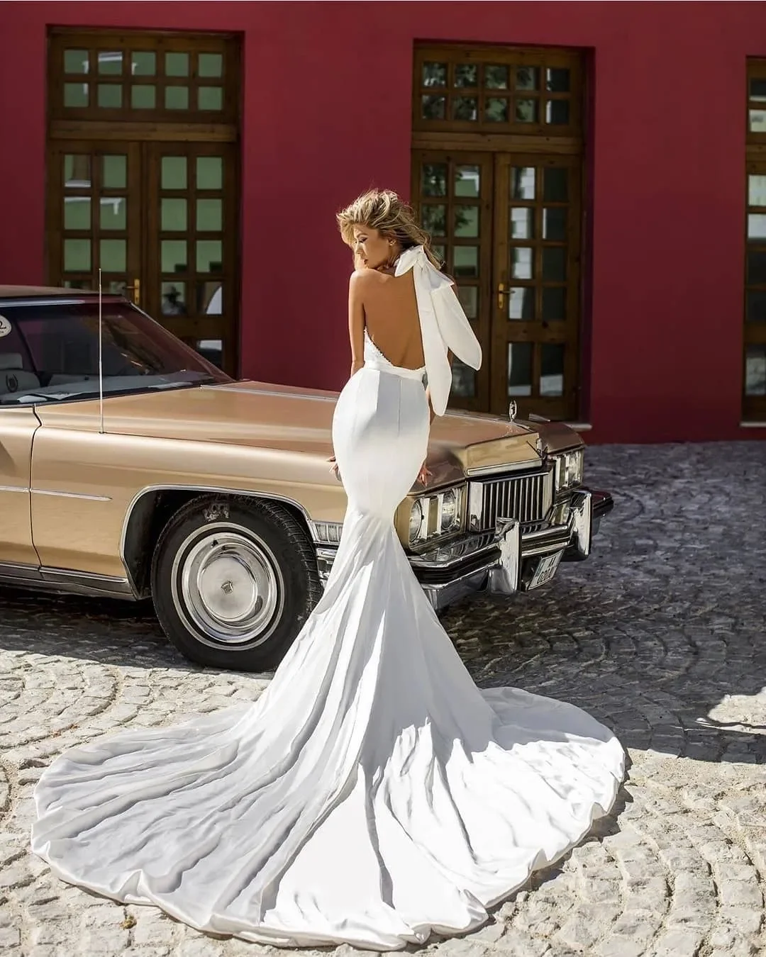 Robe de mariée sirène sexy à la mode avec encolure pendante et hanches enveloppées, robe de mariée, train de balayage, grande taille