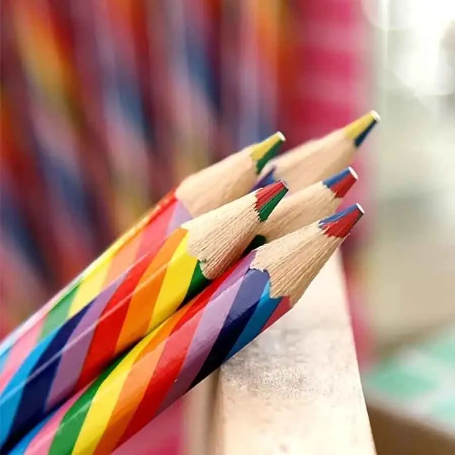 学生の絵画のためのかわいいレインボーペンシル、落書き絵画ギフト、アートスクール用品、バッグあたり4色、ロット