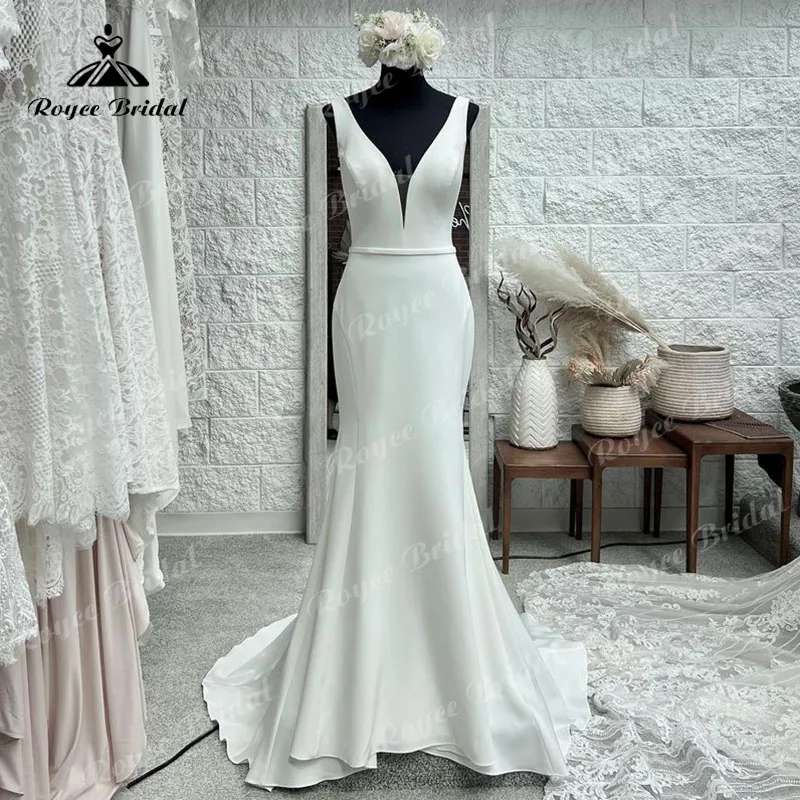 Sereia/trompete vestido de casamento simples com botões sem mangas decote em v sem costas trem varredura cetim boho vestido de noiva roycebridal 2022