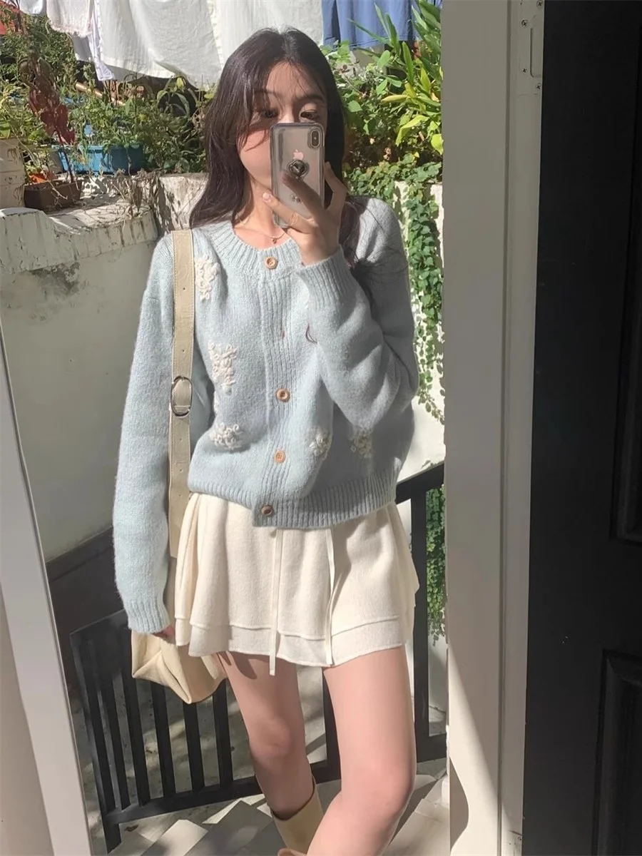 Retro Lazy Feel Ricamo 3D Piccolo fiore Casual Versatile maglione lavorato a maglia Cardigan SEI Unico Pendolarismo Sle Vestibilità regolare Lon...