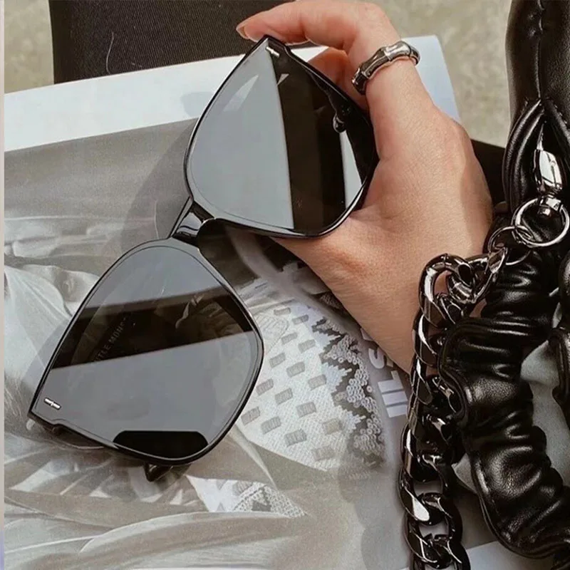 New Women Luxury Designer Vintage Square Sun Glasses Classic Eyewear for Lady UV400 Big Frame sunglasses glasses women