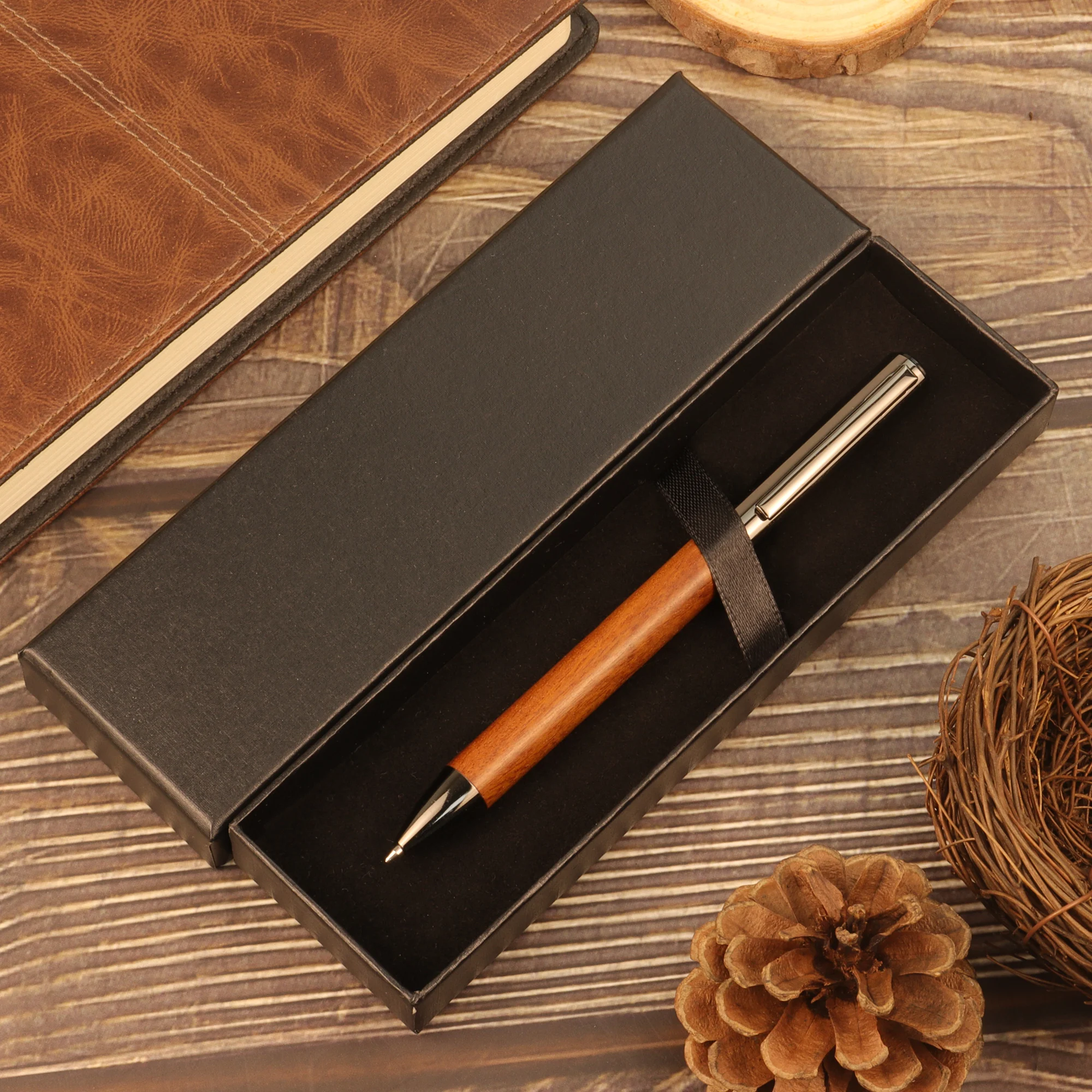 【Christmas preparatio】1/2PCs Brown & Black Pens With Exquisite Gift Box, Two Pen Types - Ballpoint Pen& Signature Pen