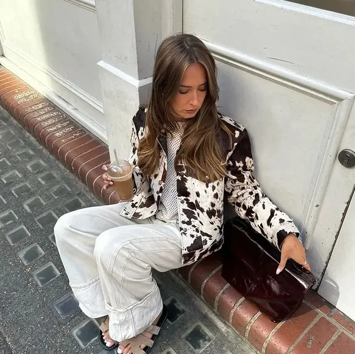 معاطف بأكمام طويلة وجيوب ضيقة معاطف عالية الشارع للتنقل في الخريف ملابس خارجية عصرية مطبوعة للنساء سترة من الفرو الجلدي غير رسمية #1