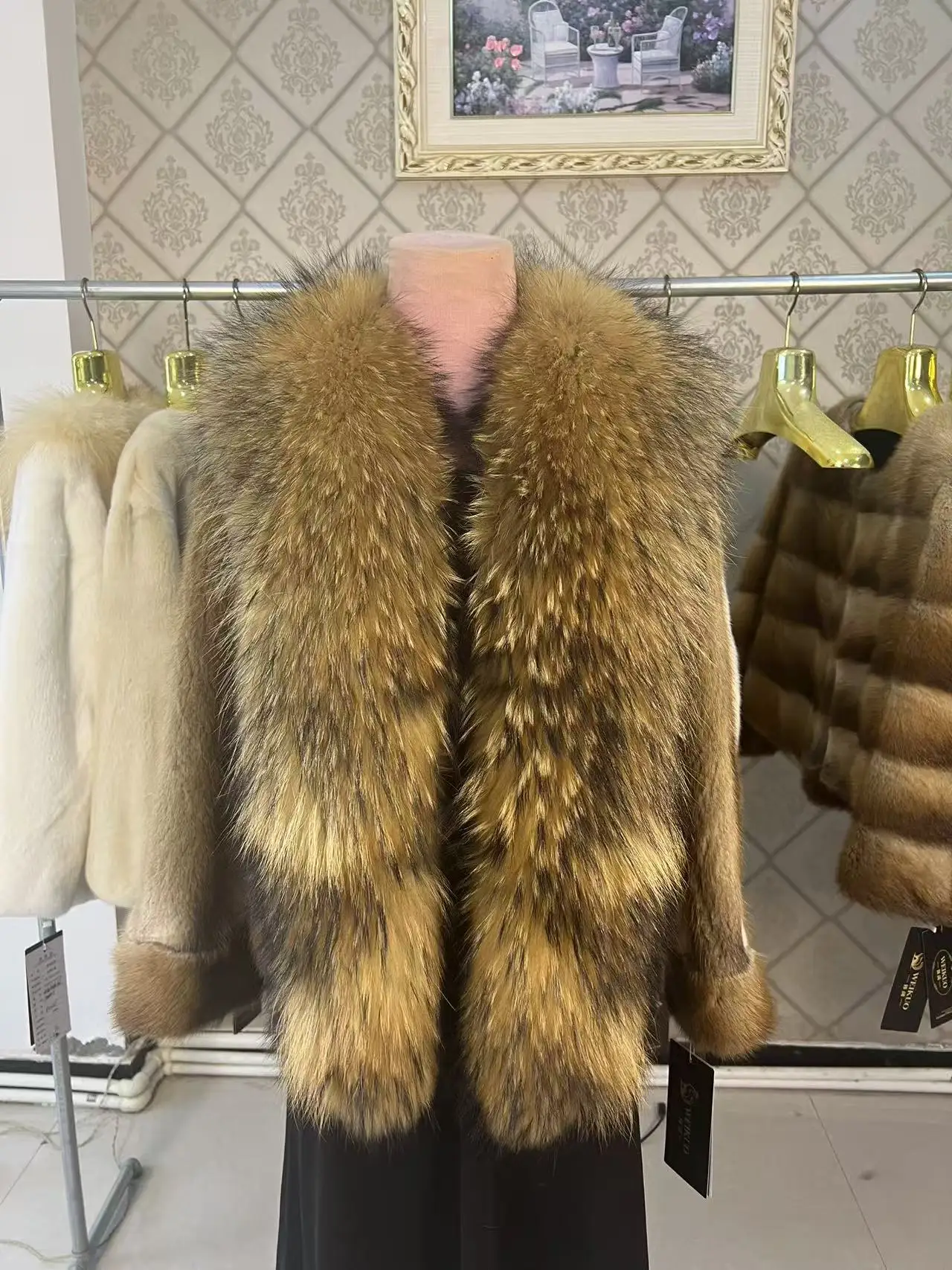 

Новая женская шуба из натурального массива и крысы, высококачественная натуральная зимняя роскошная женская куртка, верхняя одежда с длинными рукавами