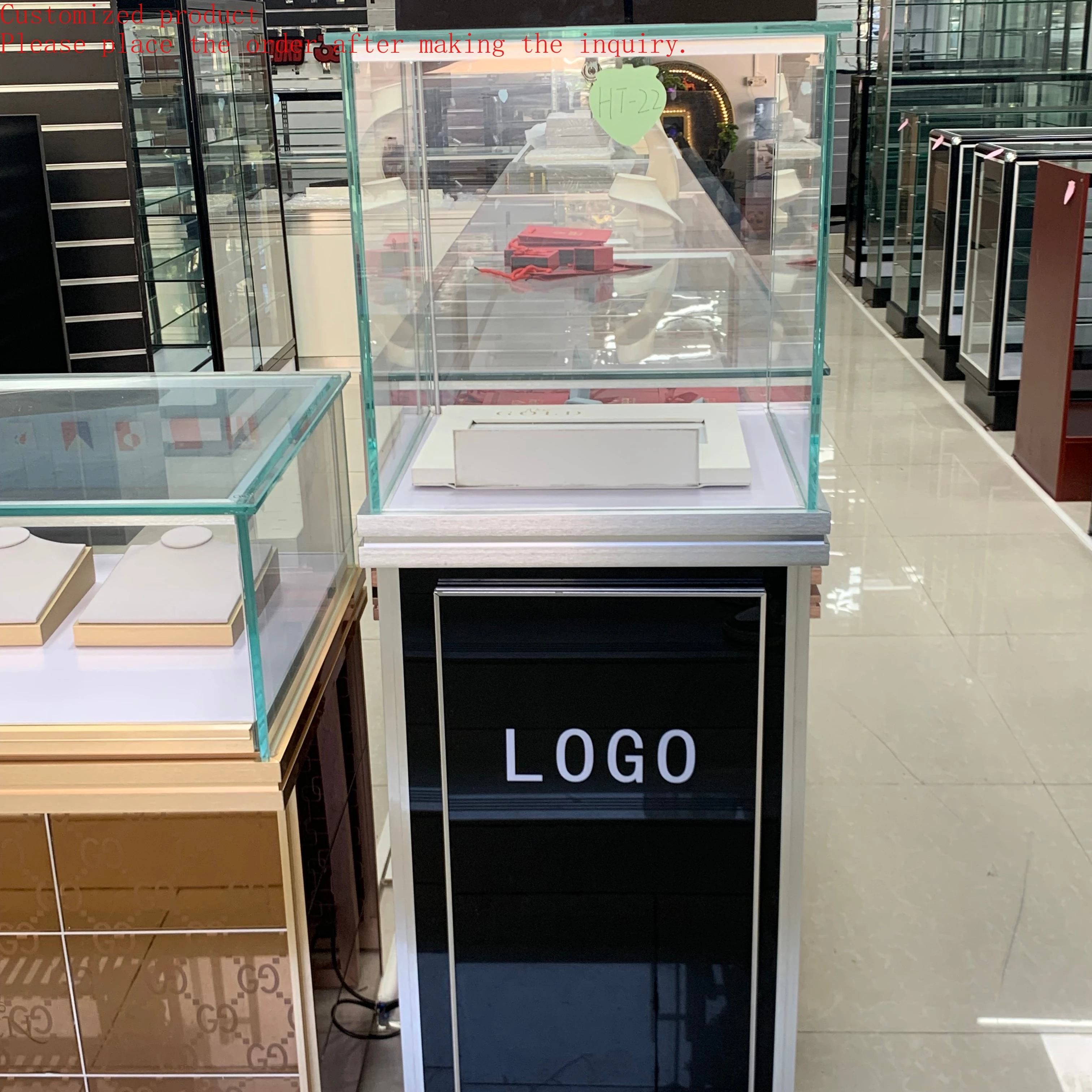 

Custom.Tempered Glass Boutique Showcase with Glass up and Down Door High Quality Display Case Glass up and Down Doors for Pro