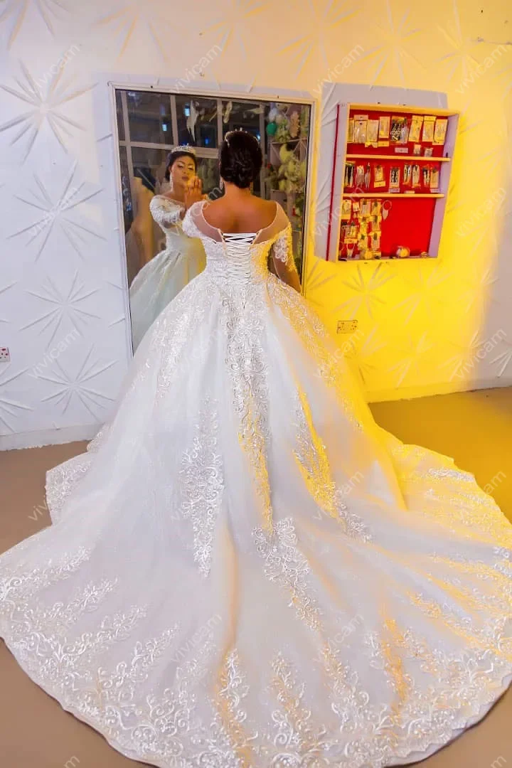 Personalizado bem design colher decote mangas compridas vestido de baile vestido de casamento para noiva 2023 trem varredura espartilho voltar vestidos de noiva