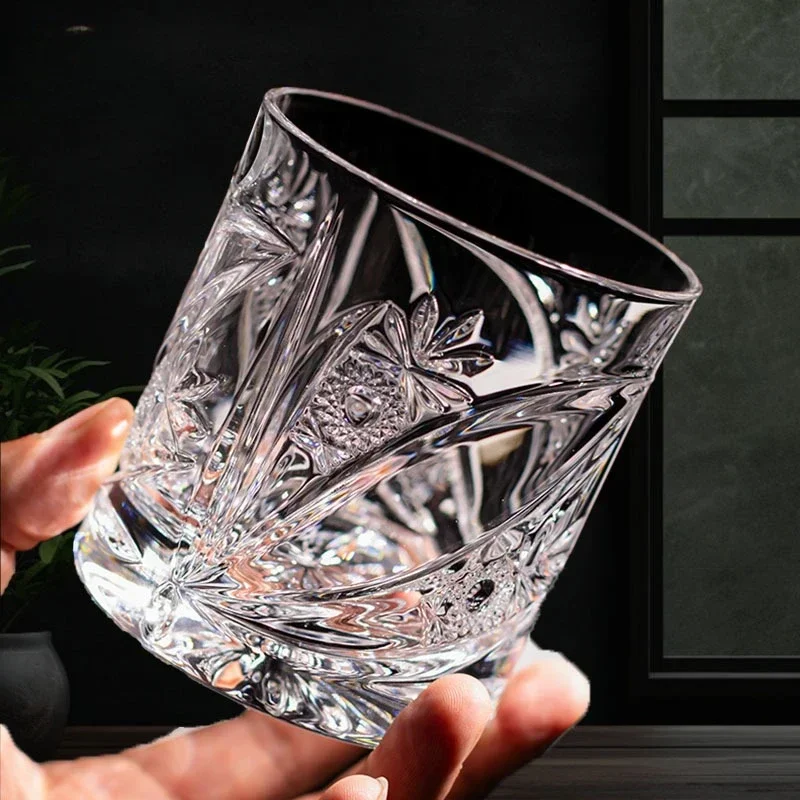 Imported from the Czech Republic, crystal glass whiskey cup European high-end foreign wine cup spirit cup gift box