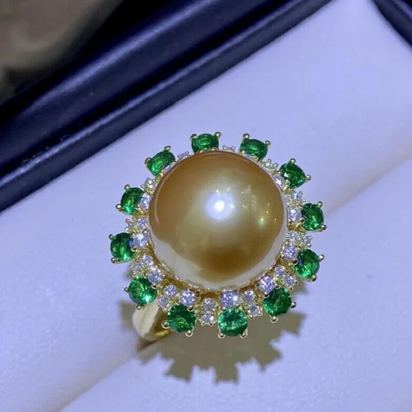 

Gorgeous Giant AAAAA 11-12mm Authentic Natural South China Sea Gold Round Pearl Ring