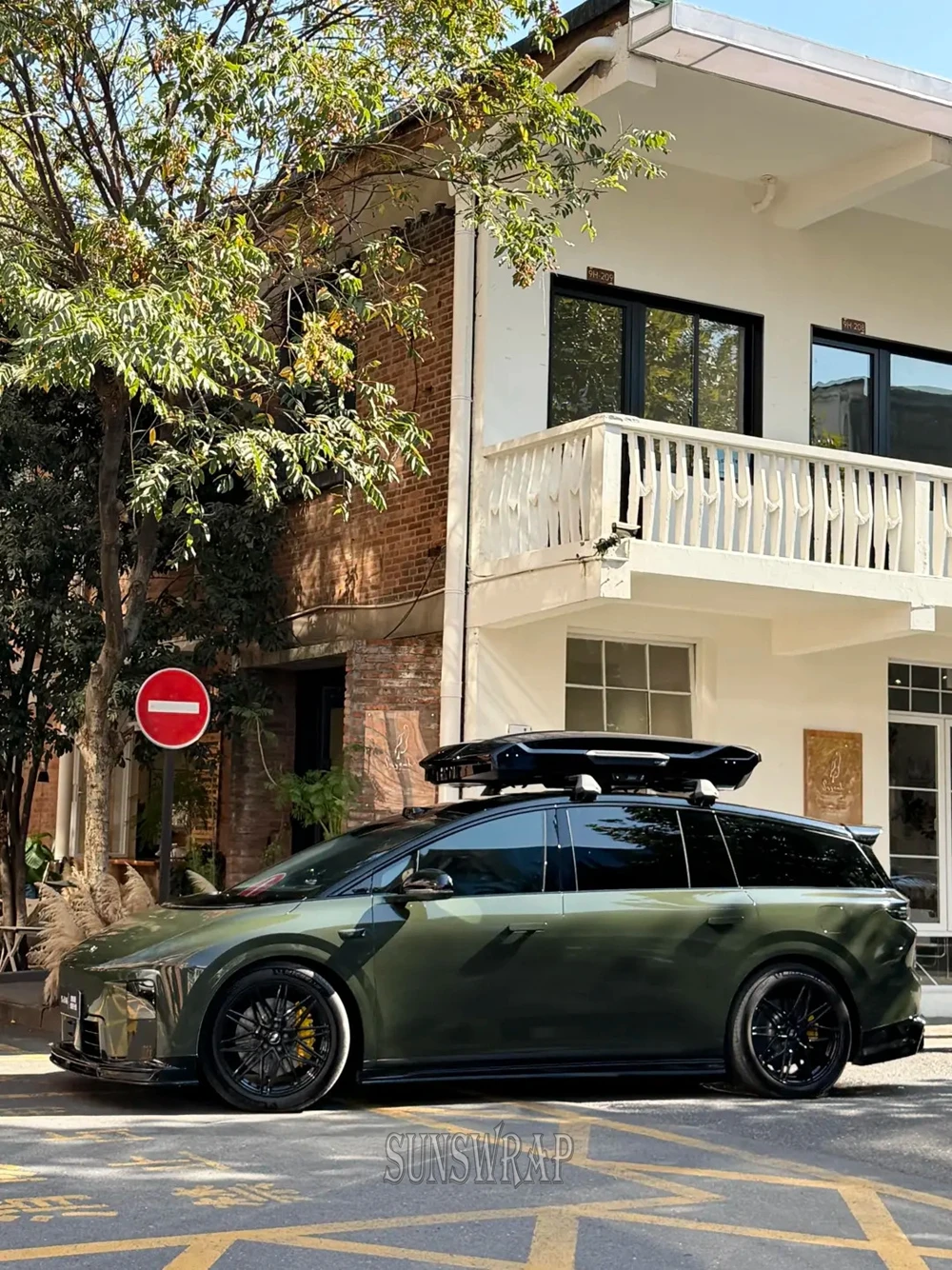 

Виниловая пленка с эффектом изменения цвета, глянцевая, цвет «черная олива» — выглядит как свежая краска, идеально подходит для капота, крыши, дверей, 1,52x18 м/рулон