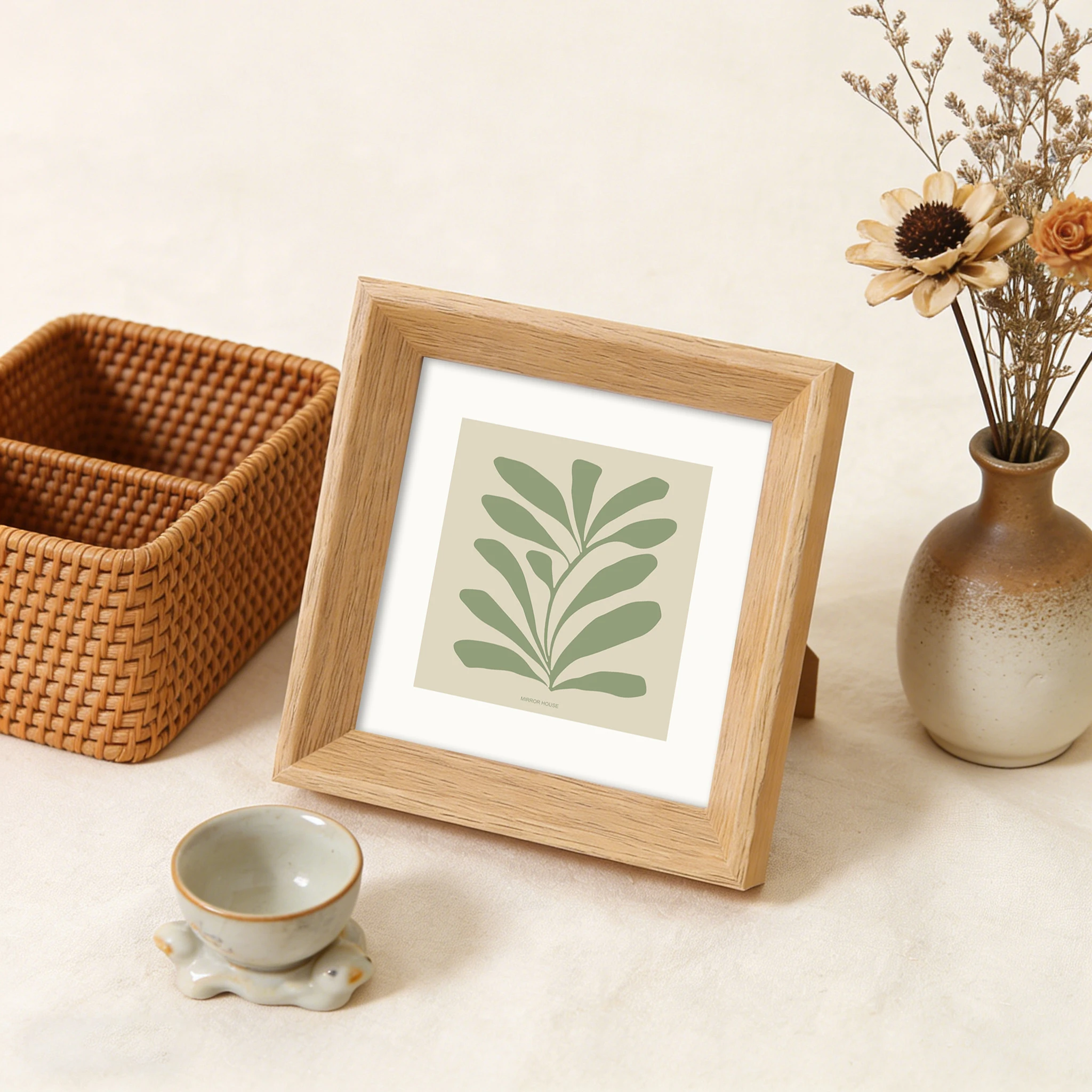 Square Wooden Picture Frame Nordic Style - Mini Frame for Oil Pastel Artwork, Girl's Room Photo Display Mini Desktop Frame