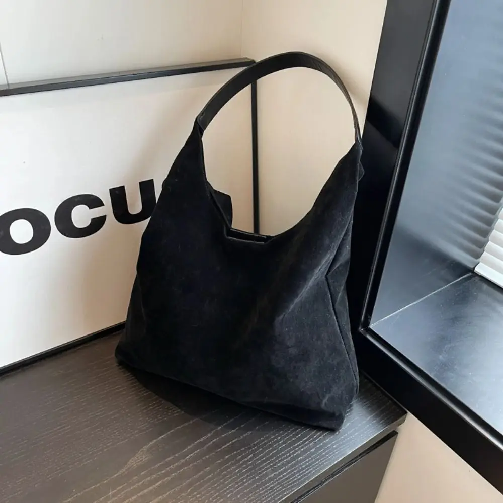 Neue Herbst- und Winter-Vintage-Damenhandtasche, modische, einfarbige Wildleder-Umhängetasche, schlicht mit Knopf, vielseitige Bucket-Bag – Detail 5