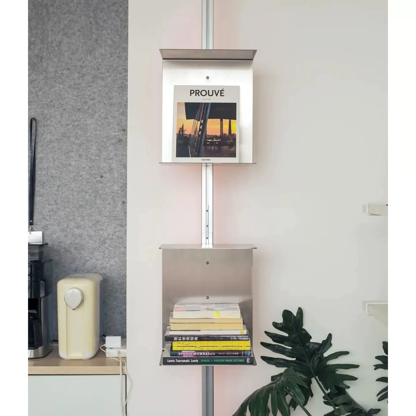 Floor-to-ceiling standing shelves, storage racks, wall decorative display racks, aluminum profiles, adjustable wall-mounted open