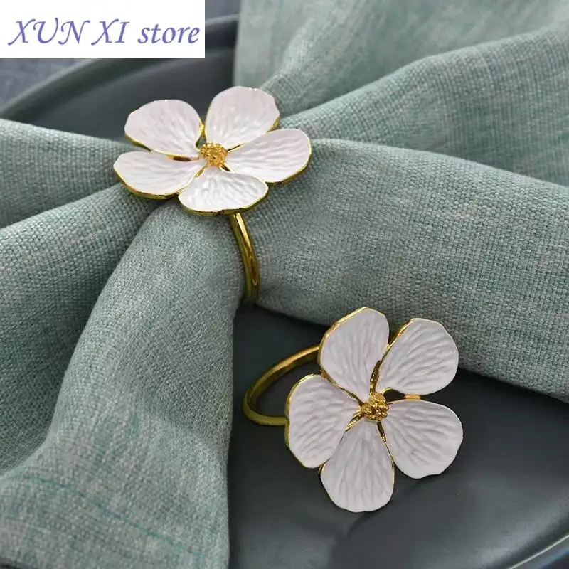 

New 12PCS Bloom Napkin Ring Flower Types Decoration Napkin Holder Plum Blossom Napkin Buckle Hotel Parties Feast Dining Table