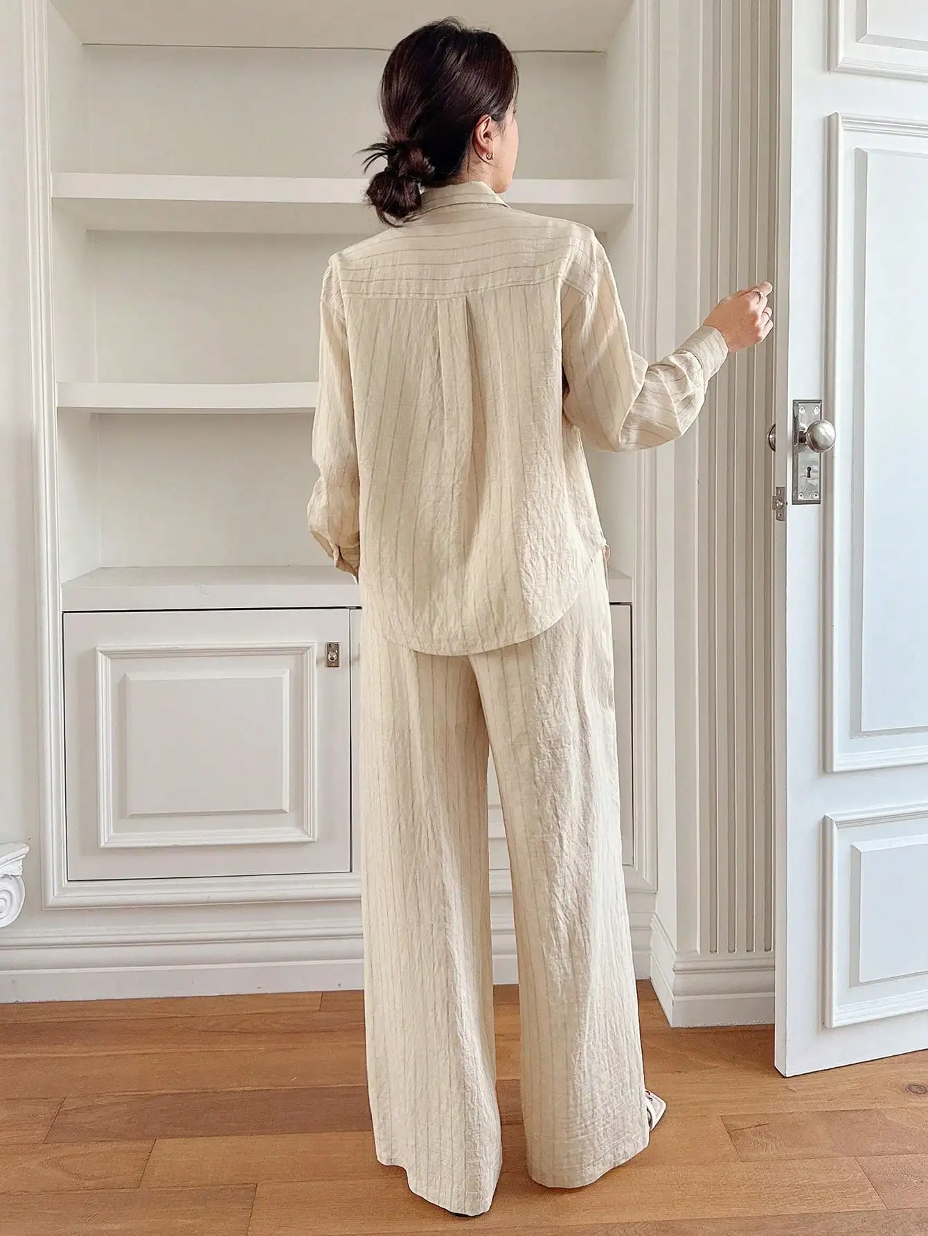 

Spring Autumn Fashion Ladies Two-Piece Set Commute Suitable Stylish Ensemble for Women