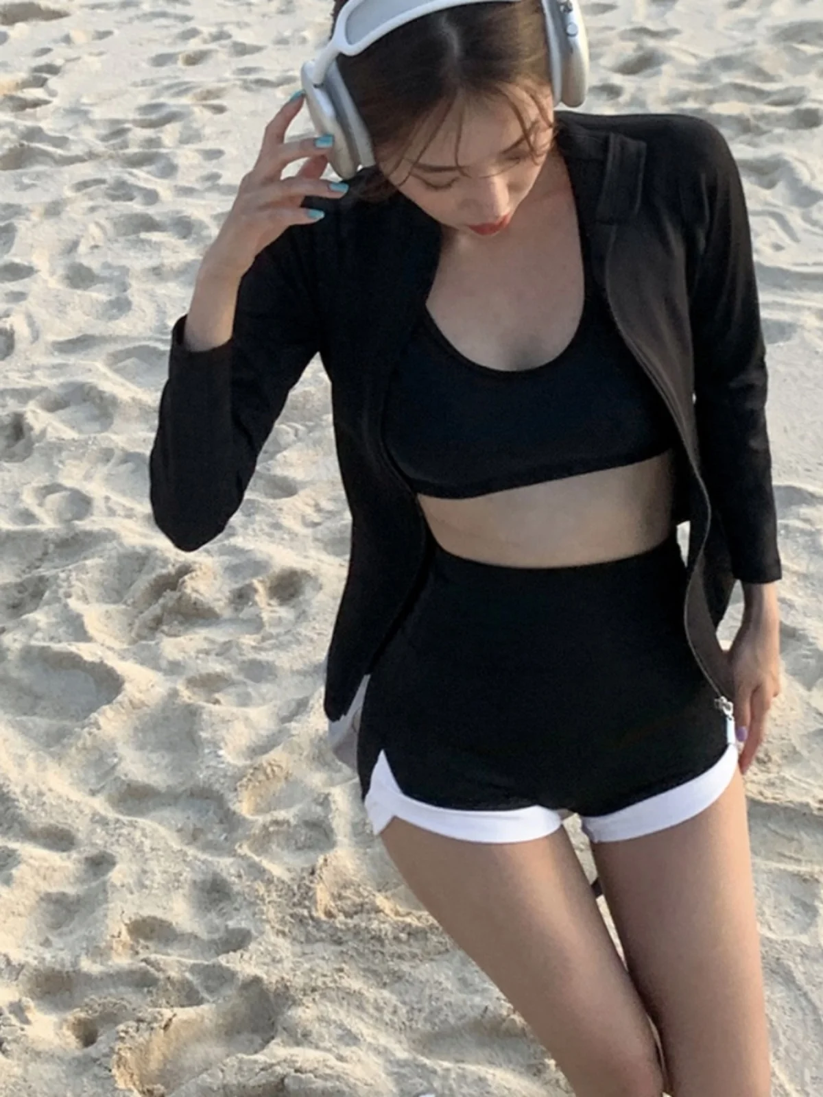 

Women's Two-Piece Swimsuit Long Sve Beachwear Slimming Tummy Covering Tee-Piece Set with Outerwear Conservative Design