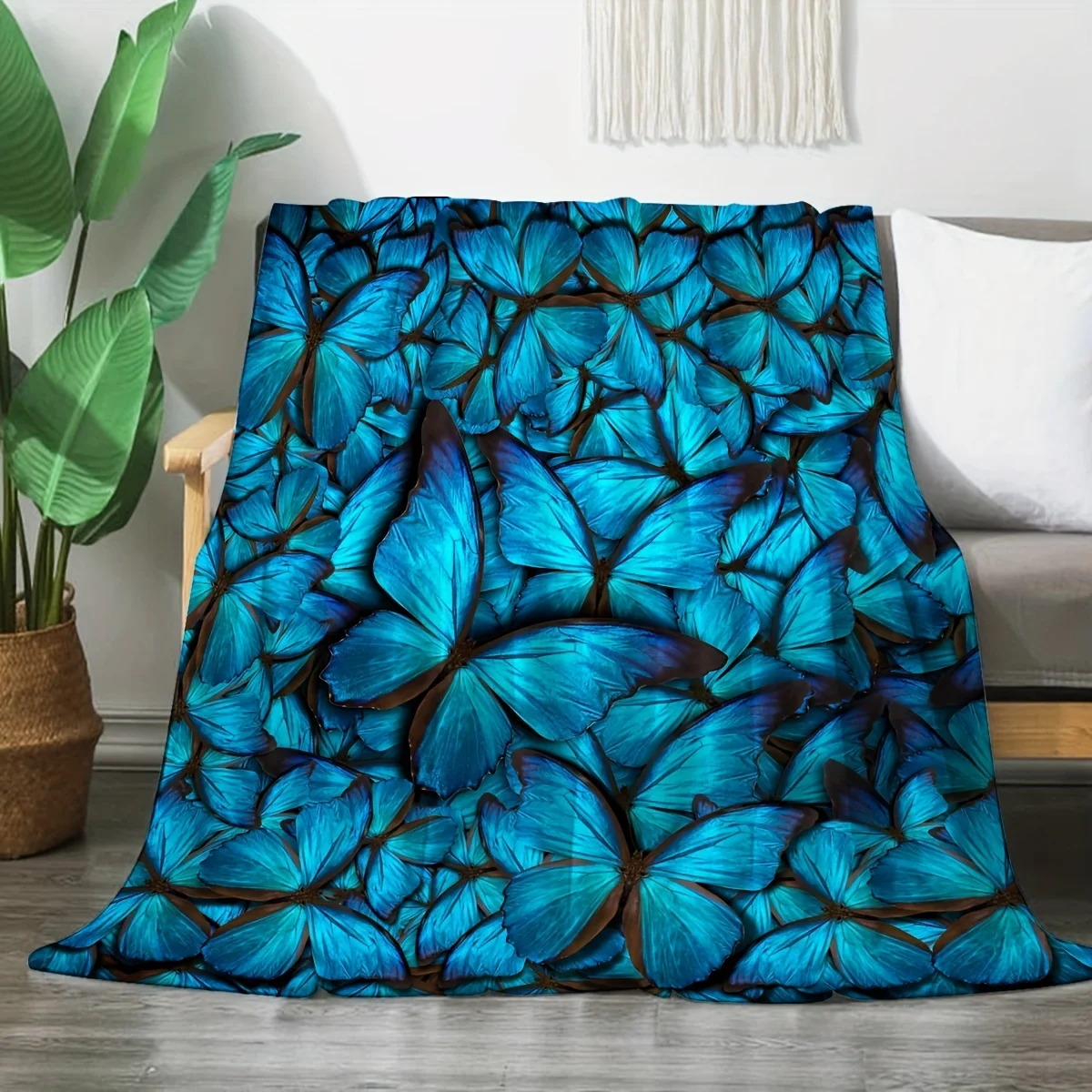 1pc, Flannel Creative Blue Butterfly Printed Blanket, Comfortable And Soft, Suitable For Adults, Multi-specification Four-season