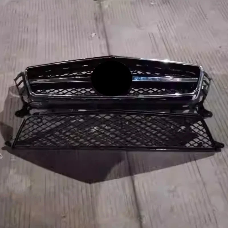 مجموعة الشبكة الأمامية للسيارة لسيارة Mercedes Benz W218 CLS300 CLS350 CLS500 المصد الأمامي Ner Grille إطار من الكروم