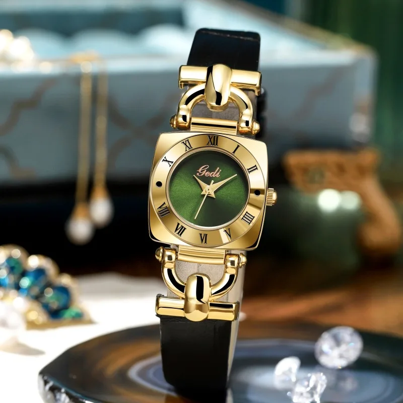 UTHAI L0031 Fashionable Women watch retro casual exquisite belt quartz watch light luxury clock gift，watches for woman